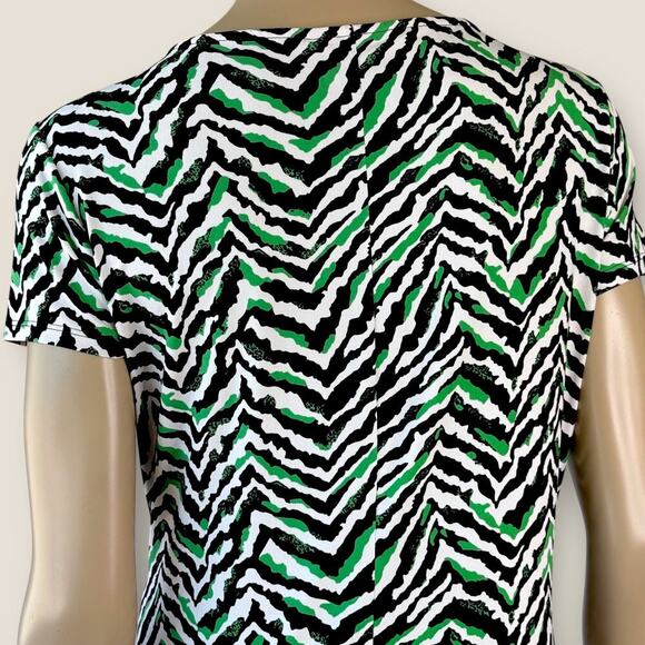 Dana Buchman Short Sleeve Ruched Faux Wrap Dress Stretchy Size L Zebra Stripes - Picture 9 of 13
